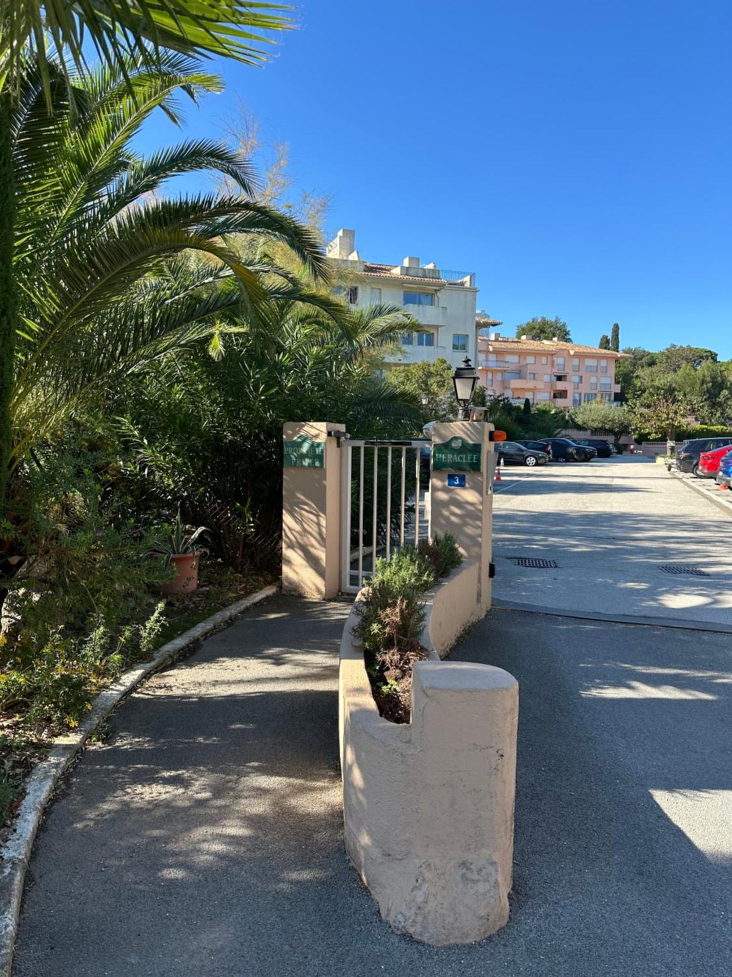 Saint-Tropez - Studio 40 M2 المظهر الخارجي الصورة