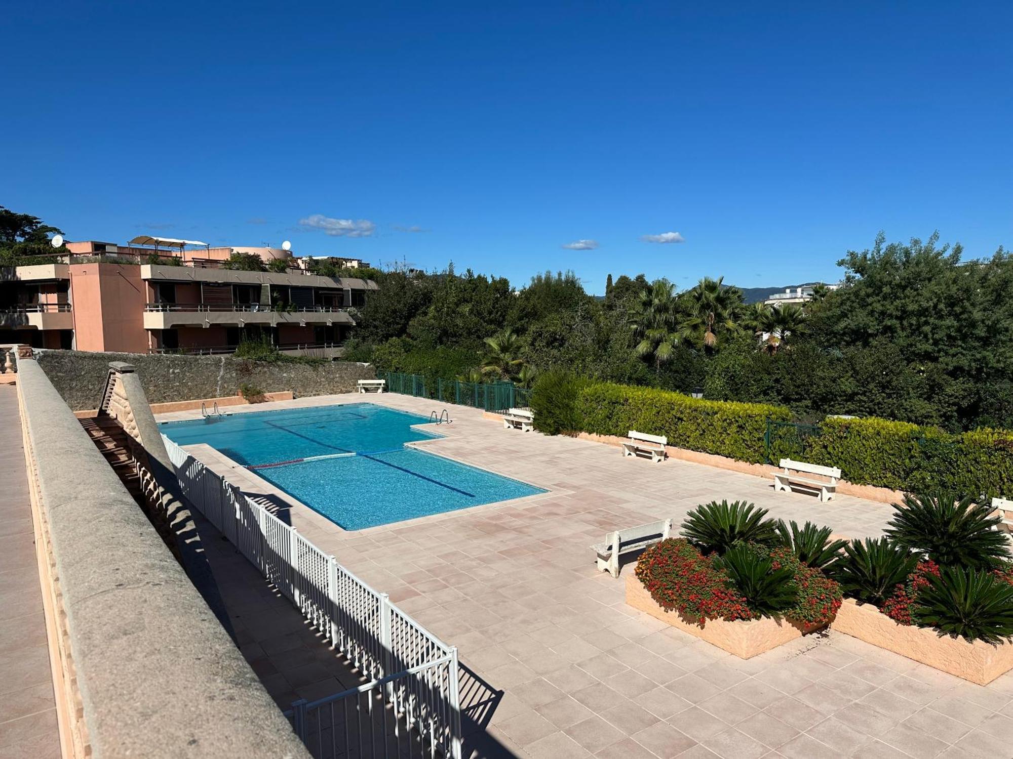 Saint-Tropez - Studio 40 M2 المظهر الخارجي الصورة