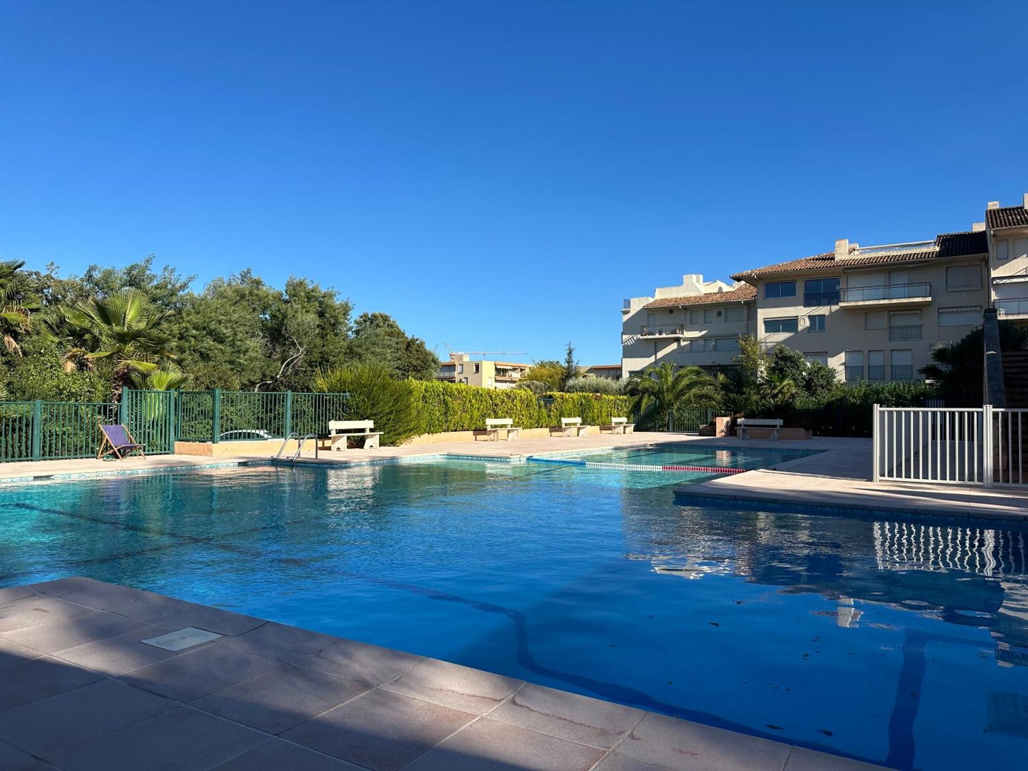 Saint-Tropez - Studio 40 M2 المظهر الخارجي الصورة